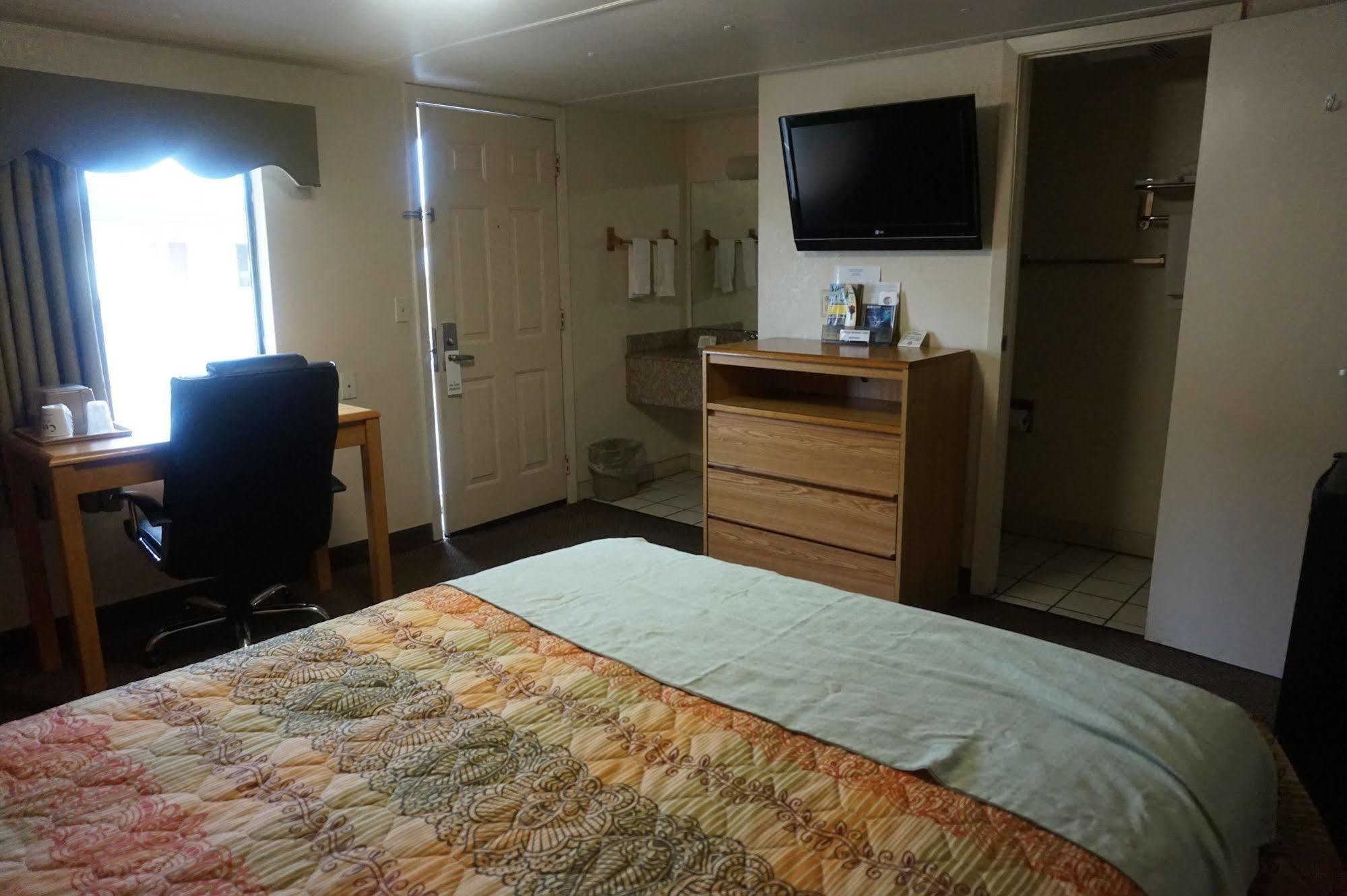 Executive Inn Pearsall Luaran gambar